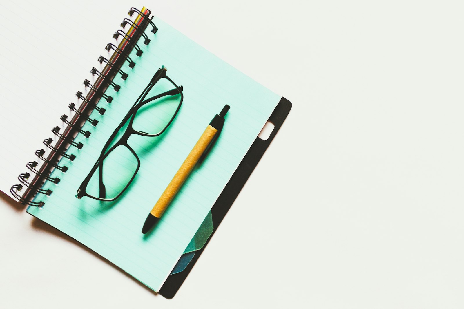 How I moved my monthly review from a Moleskine to HuntingtonMod